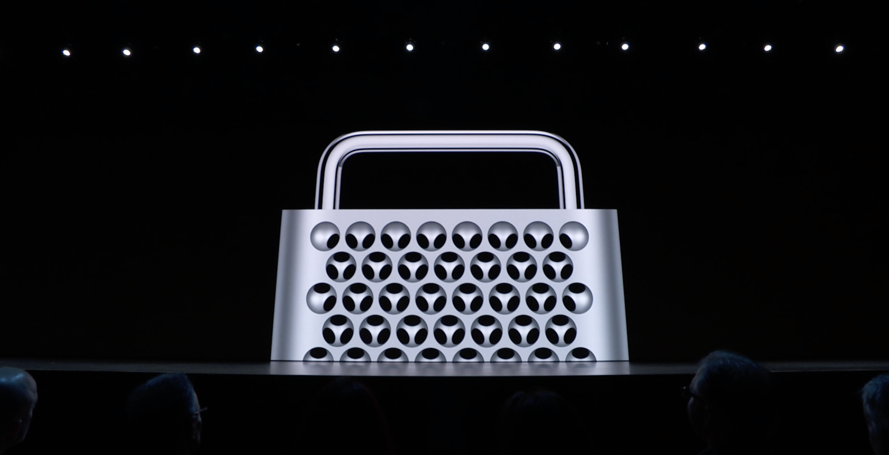 Good Grater! Our First Hands-on With The 2019 Apple Mac Pro Tower - Stuff  South Africa