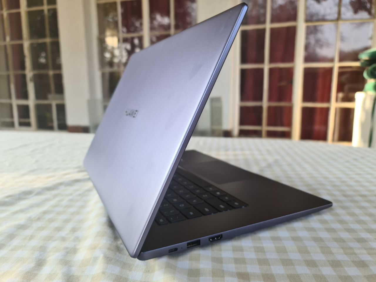 Huawei Matebook D15 (2021) Review - A MacBook In Design But Not Much Else -  Stuff South Africa