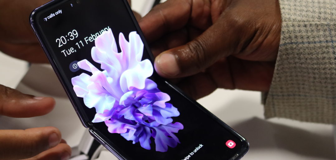 samsung galaxy foldable phone 2020