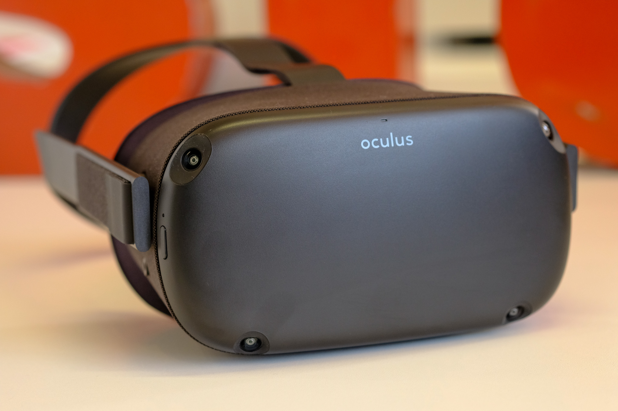 new-oculus-headsets-will-require-a-facebook-login-before-you-can-use