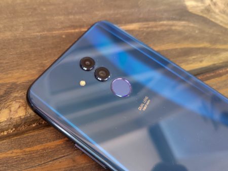 Huawei Mate 20 Lite front