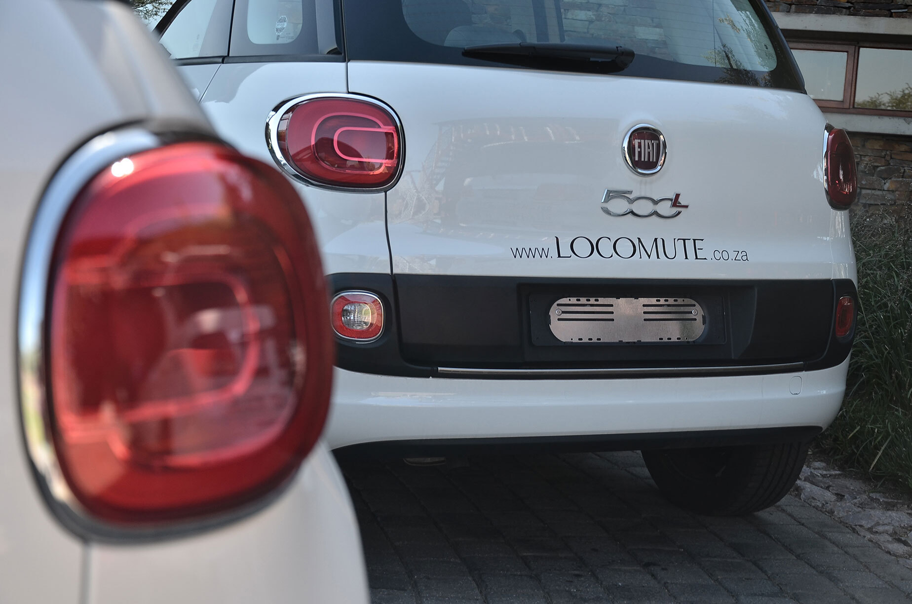 Locomute-Fiats-rear
