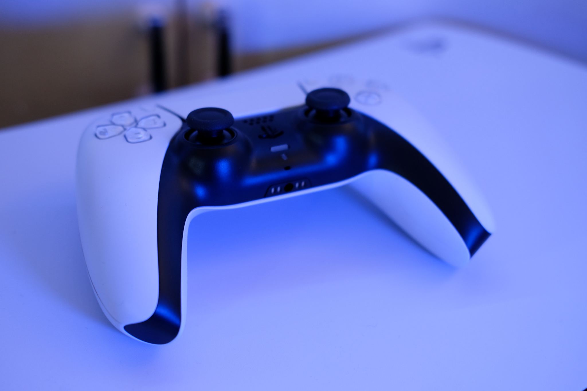 First Look: Sony PlayStation 5 And DualSense Controller - Stuff South ...