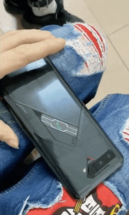 ROG Phone 5