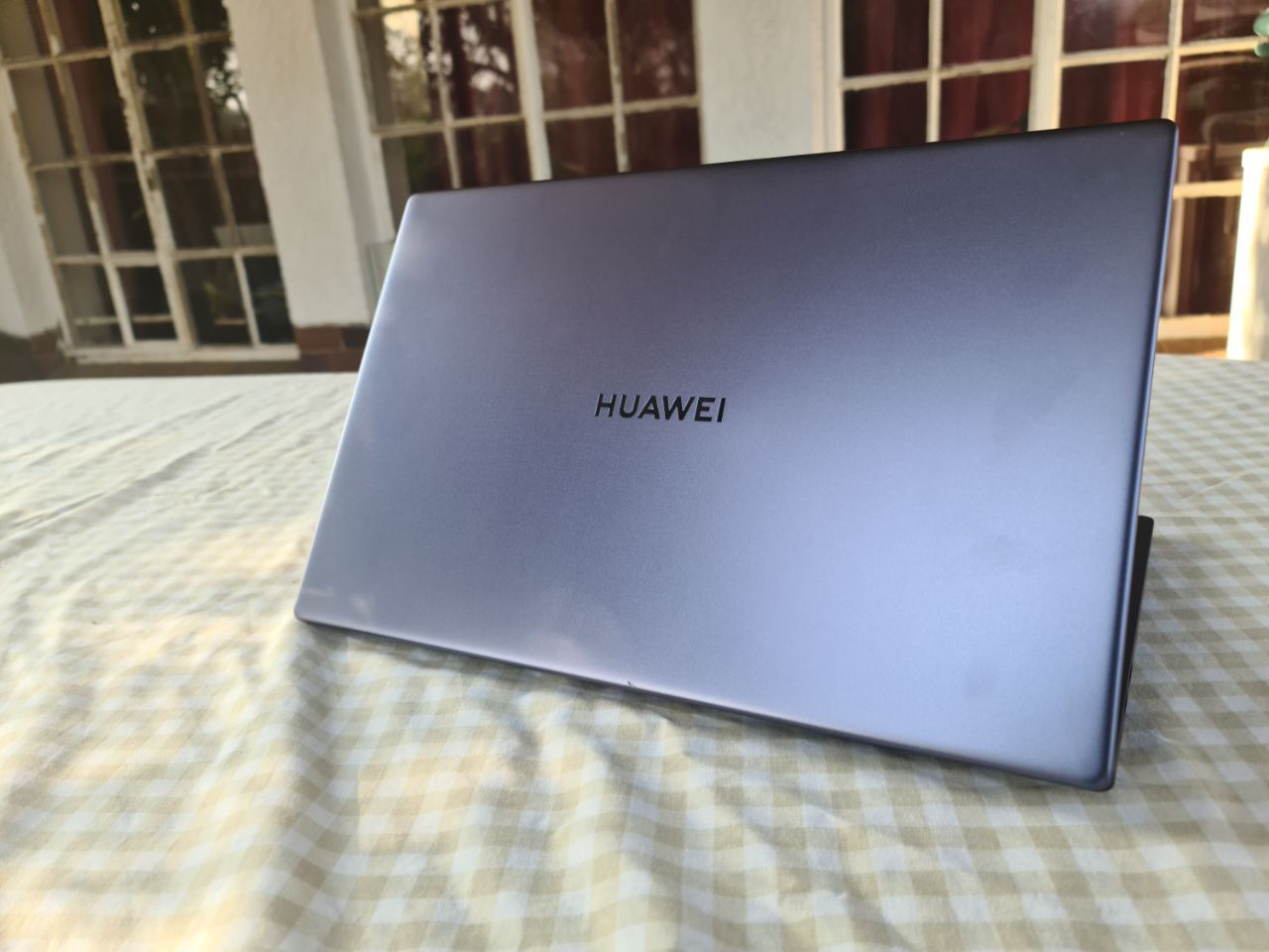 Huawei MateBook D Review: Sleek, Attractive AMD Ryzen Powered