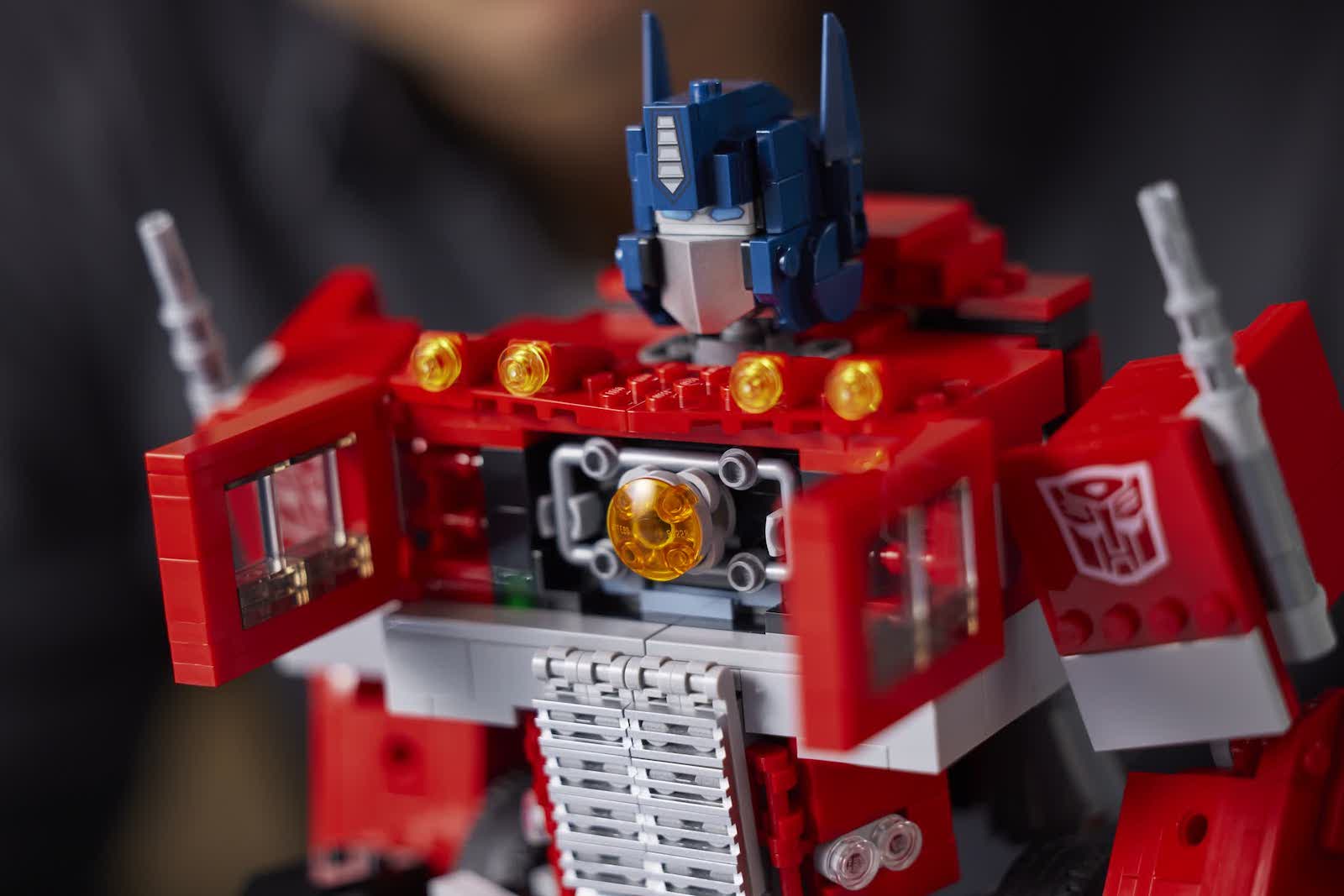 LEGO Optimus Prime set - 'transformable'