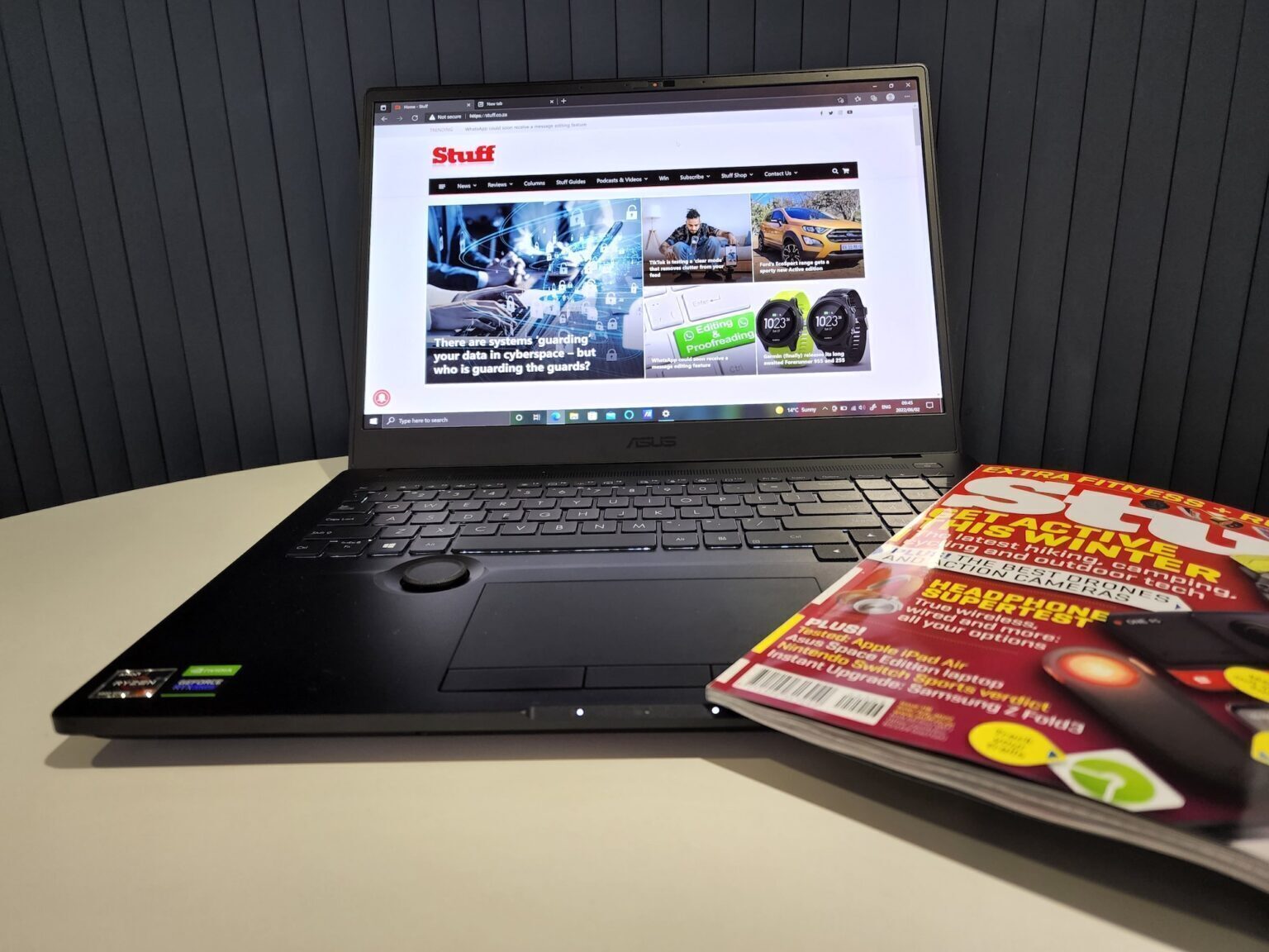 Asus ProArt StudioBook 16