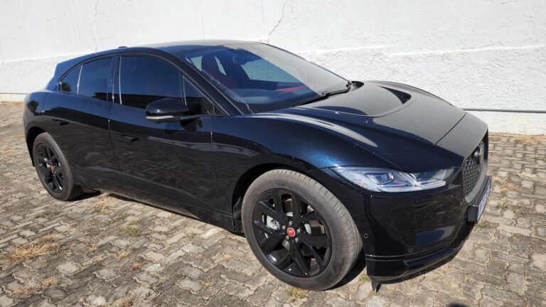 Jaguar I-Pace Black Main