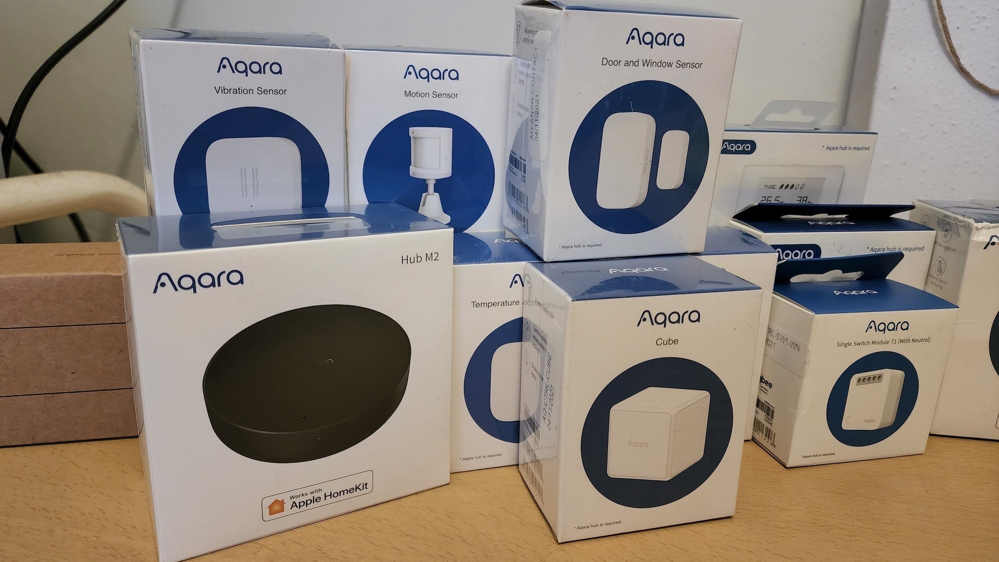 Aqara's affordable smart home lineup makes first jump to Matter