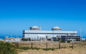 Light Start: Koeberg is back, Netflix takes a crack, Ayaneo’s gaming hack, and a ChatGPT coach is whack koeberg nuclear power station