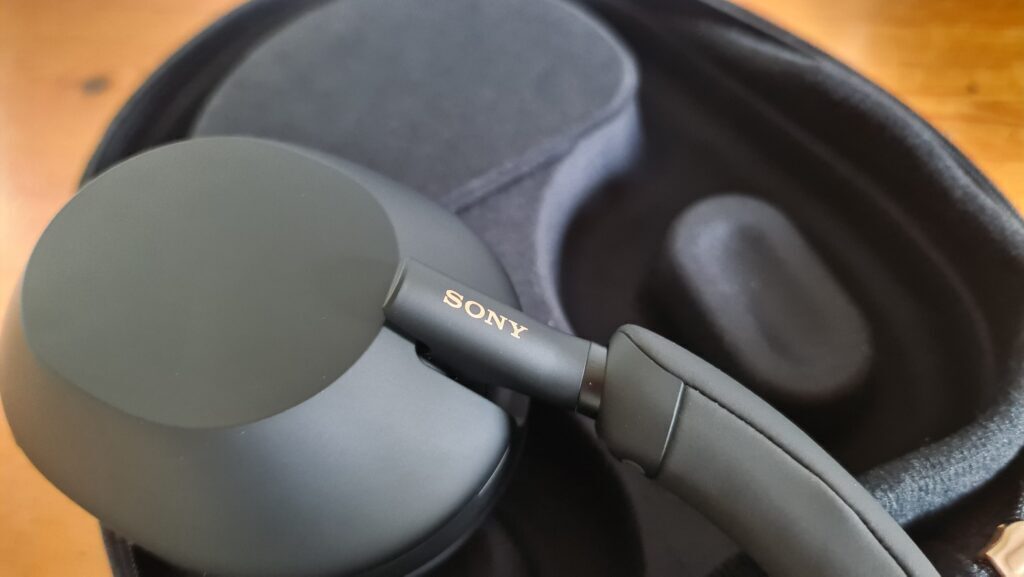 Sony's New WH-1000XM5 Over-ears Are Now Official, As The Prophecy Foretold  - Stuff South Africa