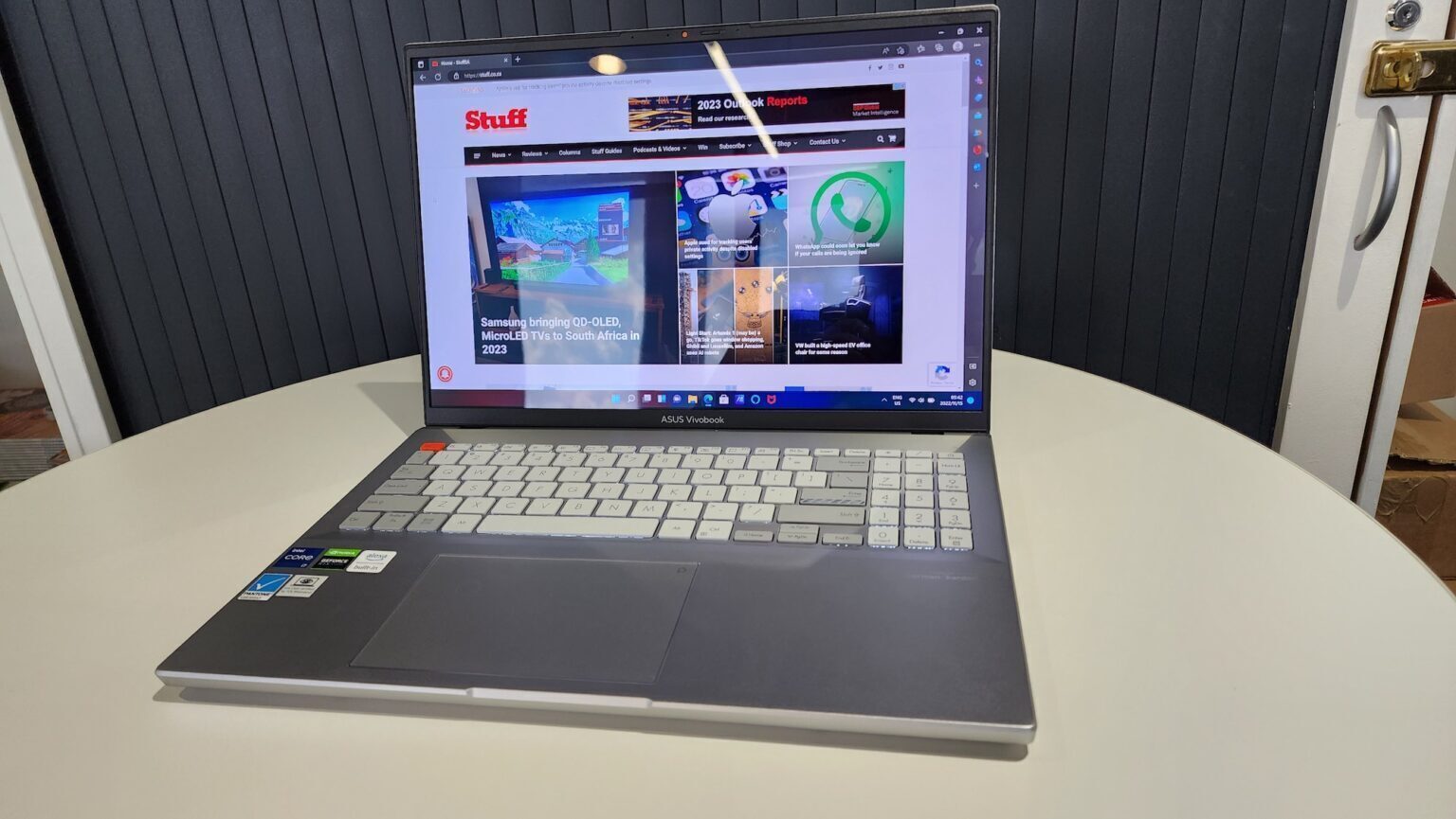 Asus Vivobook Pro 16x OLED main