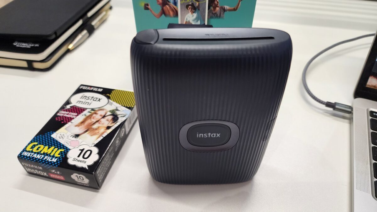 Fujifilm Instax Mini Link 2 review - This photo printer has learned ...