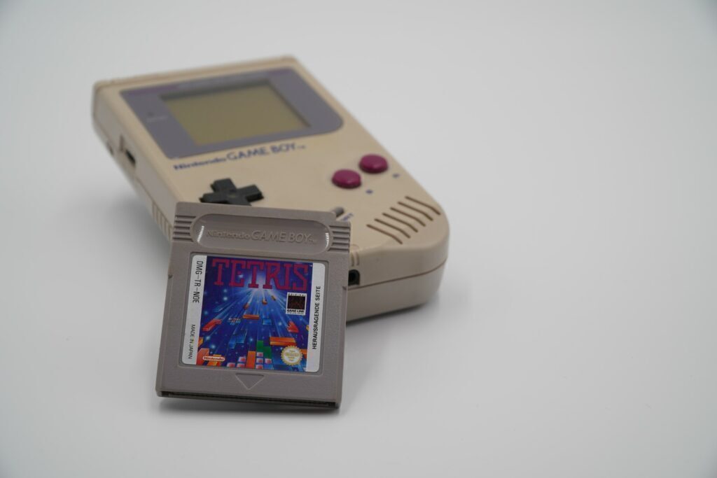 Nintendo’s Game Boy was released in 1989 and Tetris became the most popular game. Sammlung der Medien und Wissenschaft/Wikimedia, CC BY-SA