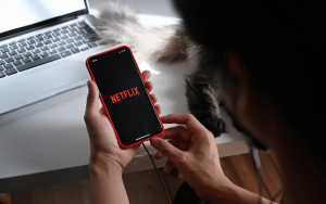 Netflix mobile header