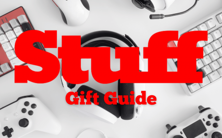Stuff Gift Guide Gaming Geek header (gamer)