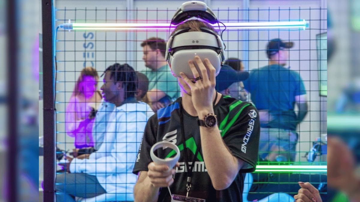Big Rage Vr Light Start: Xbox's mobile store, rAge's VR war, .meme domains to ...