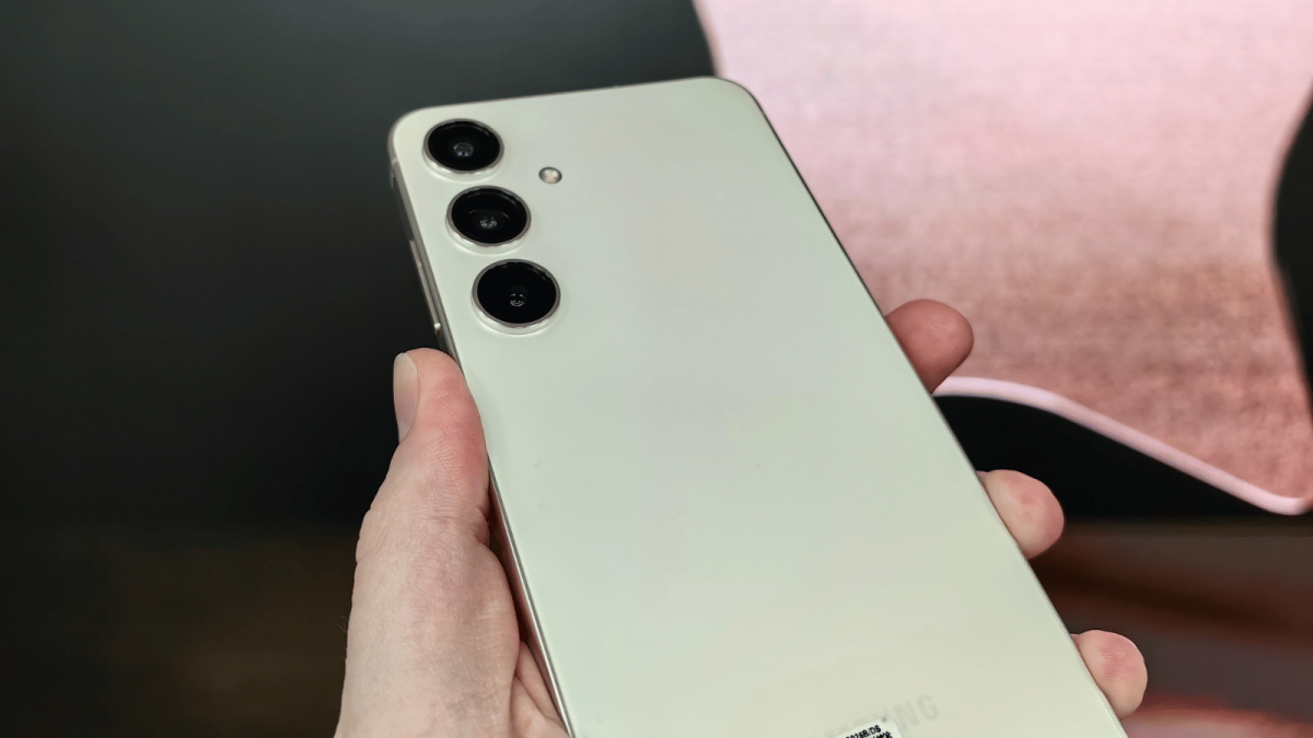 The New Samsung Galaxy S24 Series Brings On-device Galaxy AI Smarts To