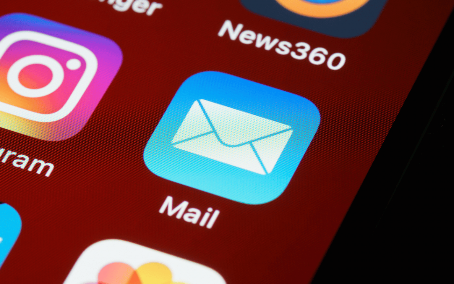 Emails app header