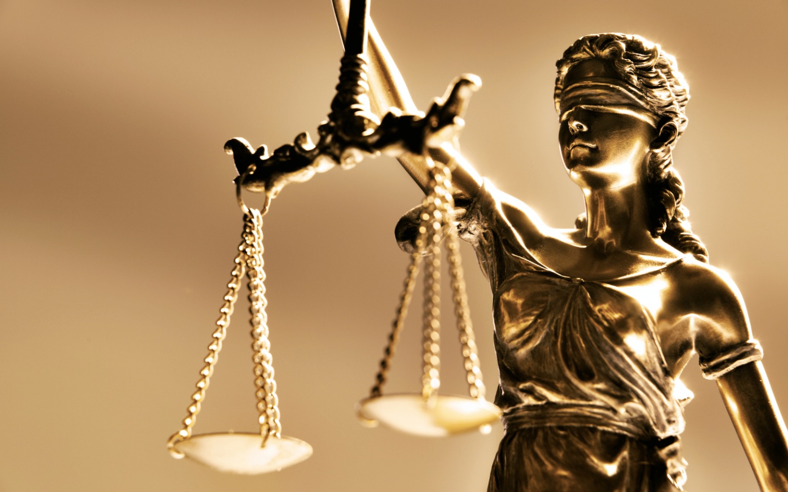 Lady Justice crime algorithm header