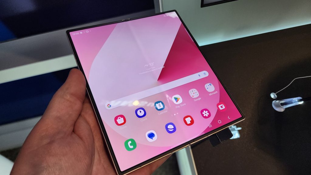 Samsung Galaxy Fold 6