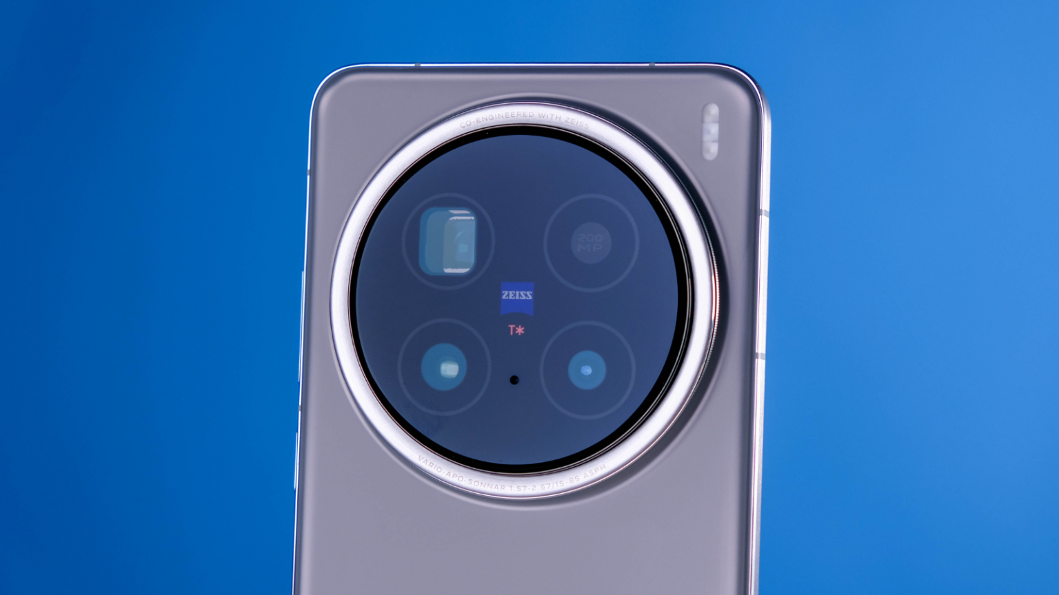 Vivo’s X300 series smartphones incoming, with the Ultra variant possibly sporting dual 200MP cameras Vivo X200 Pro review – camera X300