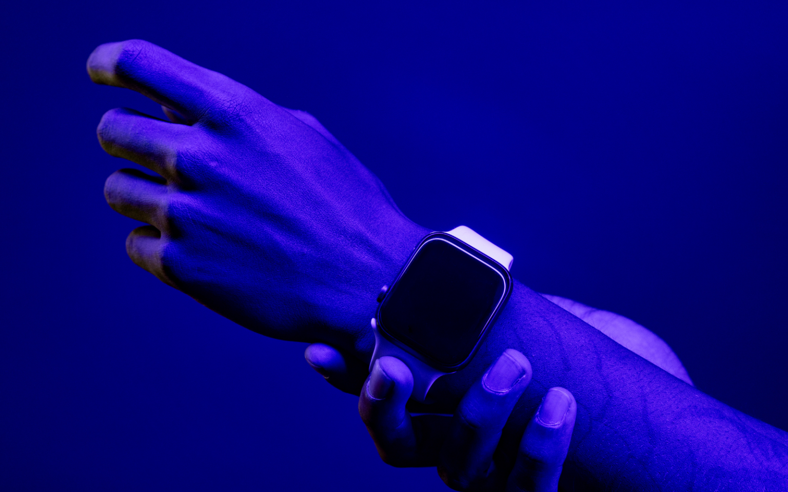 Smartwatch basic header (GTA)