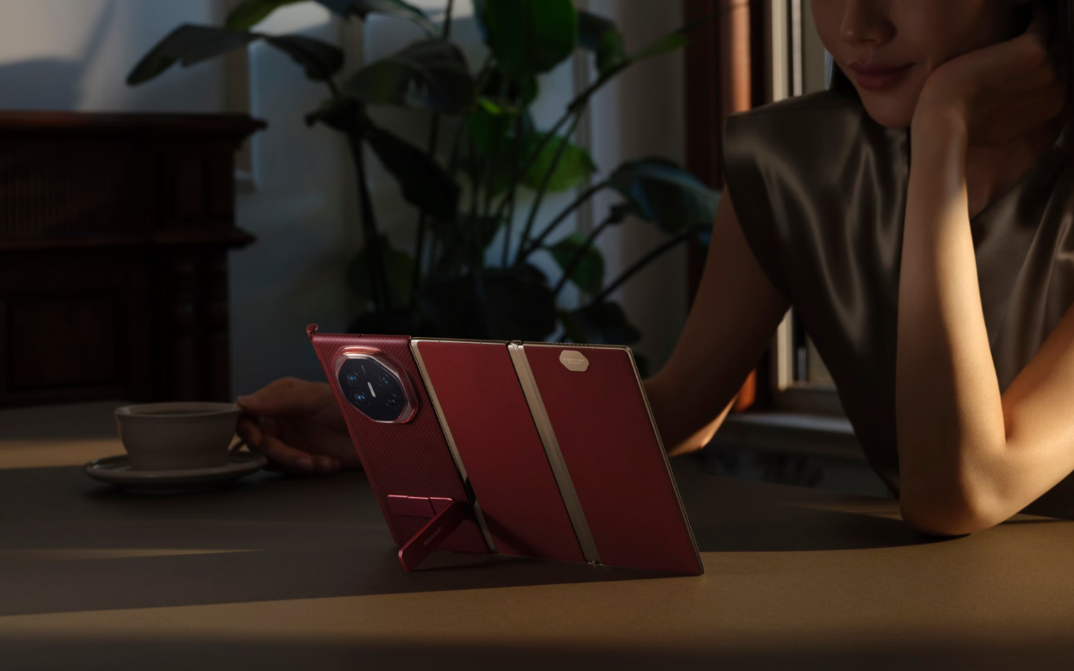 Huawei Mate XT header