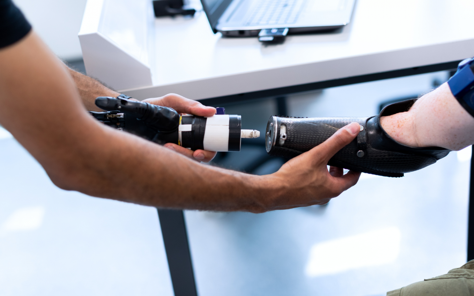 Prosthetic arm (3D printing) header