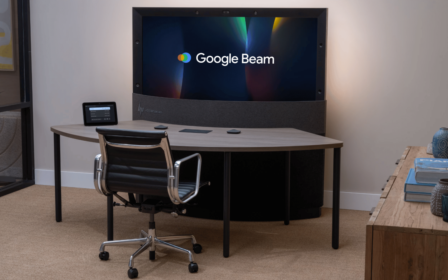 The HP Dimension will let you use Google’s Beam 3D conferencing tech for just R450,000 HP Dimension main