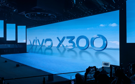 Vivo X300 series launch stage