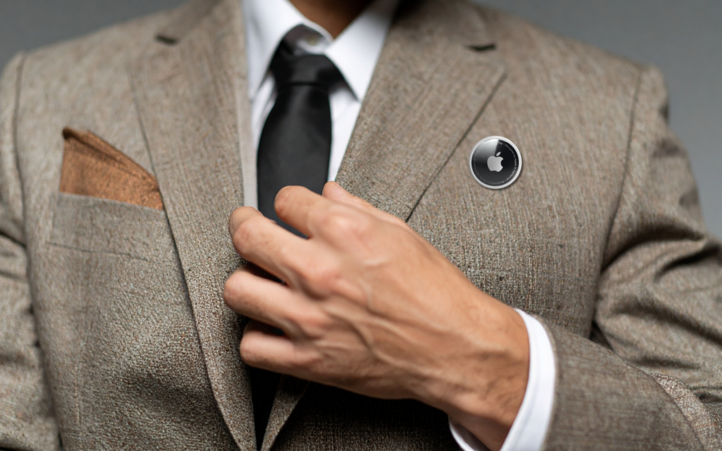 Apple’s rumoured AI Pin will pick up where Humane left off Apple AI wearable pin header