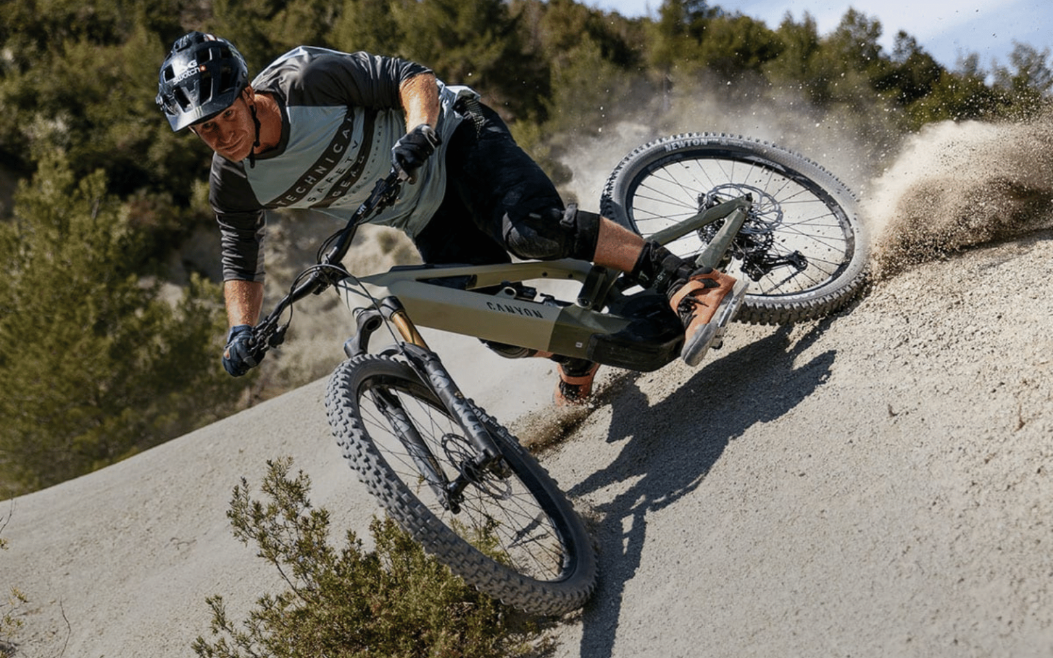 Canyon has two new 800Wh e-bikes heading to market Canyon E-Bike