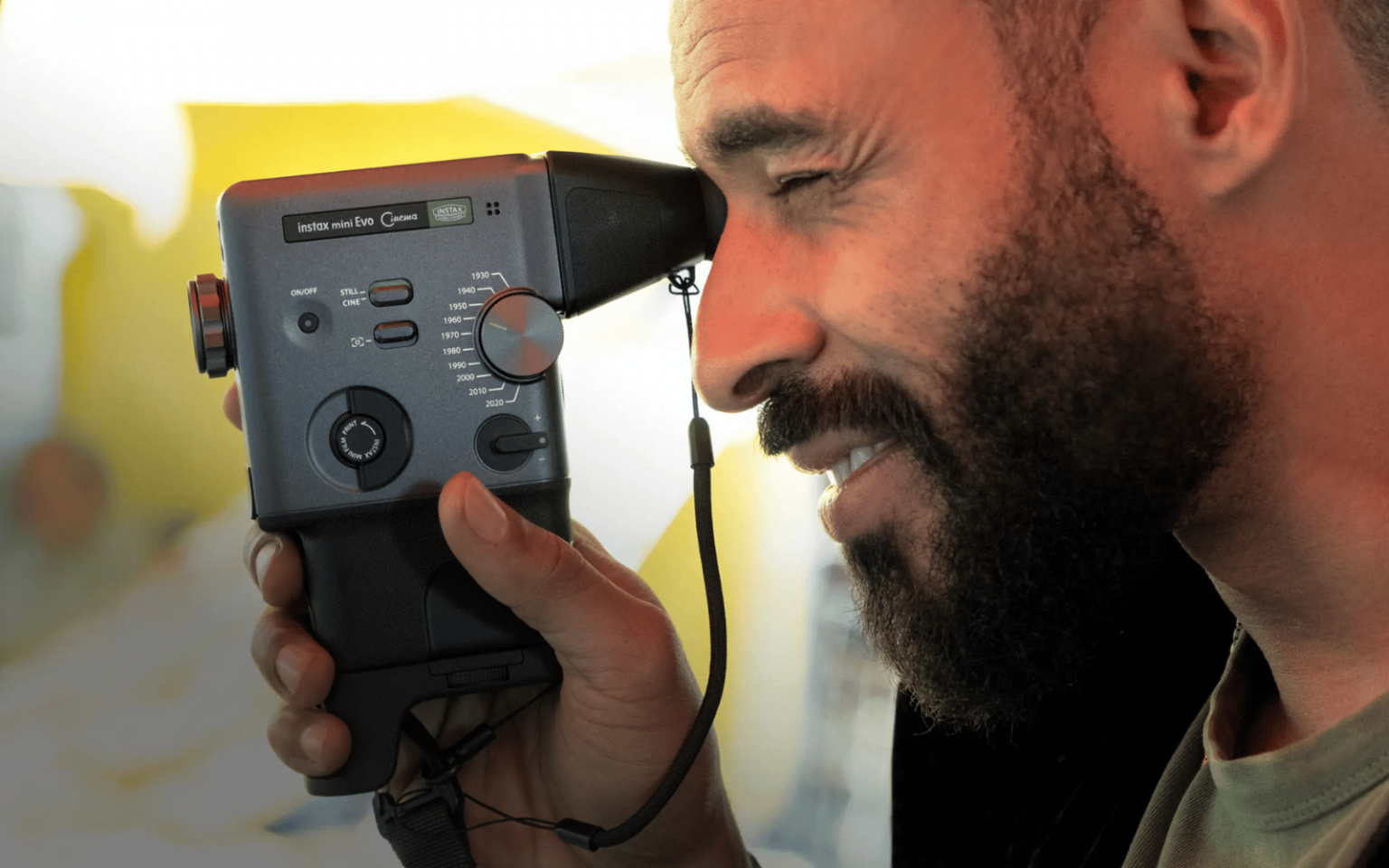 Instax mini Evo Cinema main