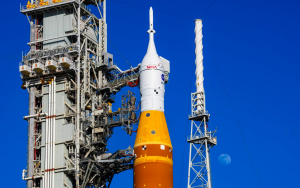 Artemis II (NASA) header