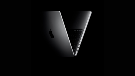 Light Start: Ultra Macs on the way, PlayStation prices at play, Samsung glasses on display, and Nintendo sues for tariff pay MacBook Pro intext