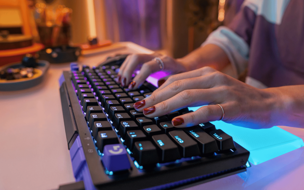 The Logitech G512 X gaming keyboard in black