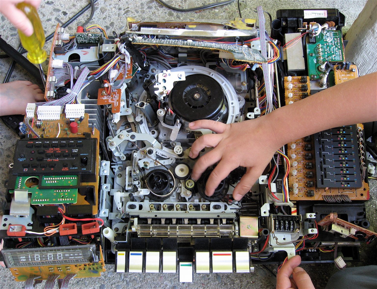 Today’s bans on DIY repairs of everything from cell phones to tractors grew out of Hollywood’s fear of videotaping
