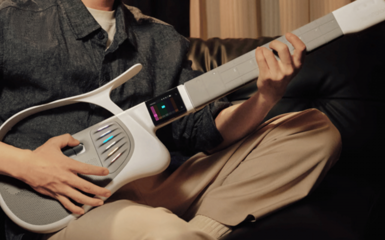 The Melo-D is the “world’s first AI guitar” Melo-D main