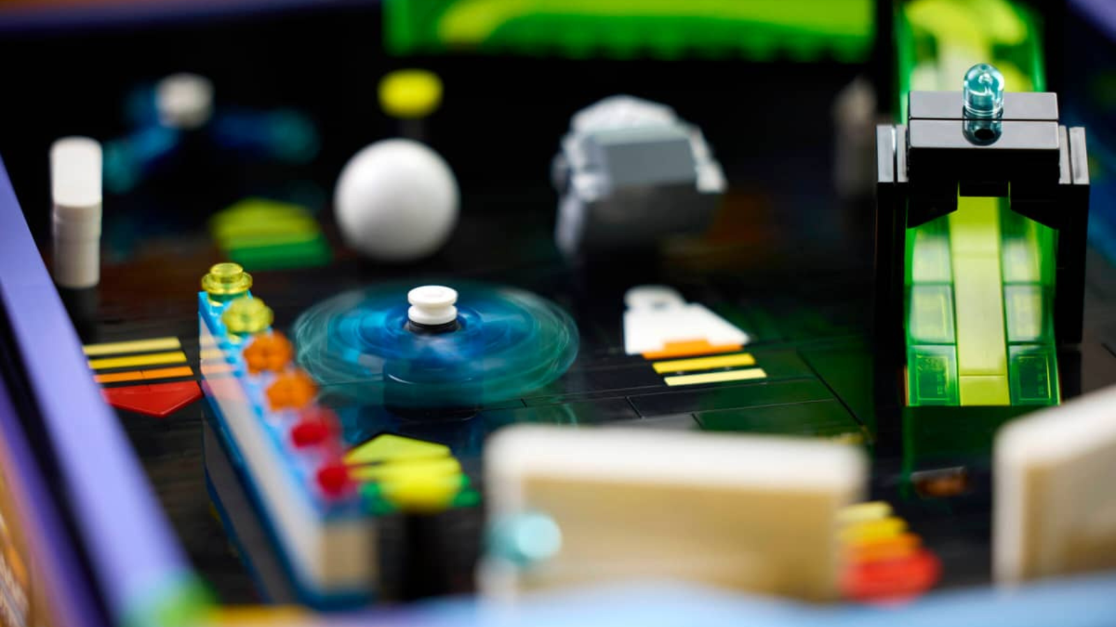 Lego Arcade Pinball Machine intext 3