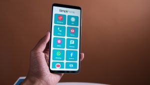 SimpliFone Ultra review – Making Android accessible SimpliFone Ultra main
