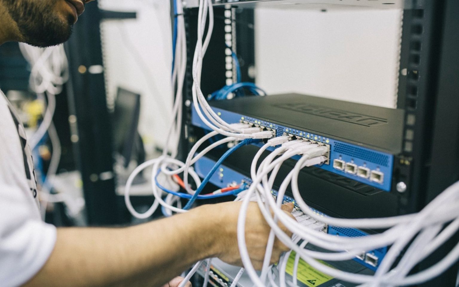 Want to break free from big tech? ‘Self‑hosting’ could be the answer Self-hosting, home server