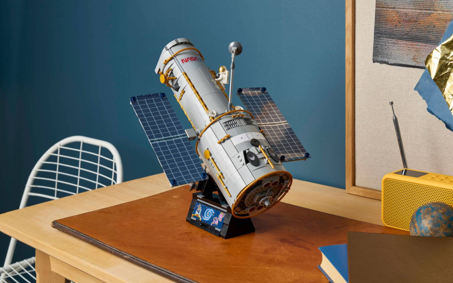 Lego Hubble Space Telescope header