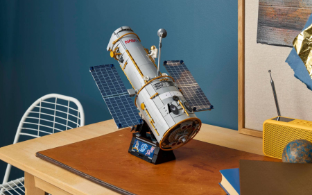 Lego Hubble Space Telescope header