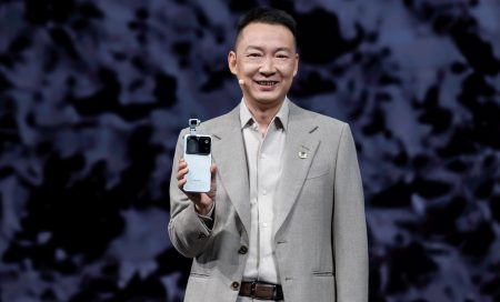 Honor Robot Phone James Li