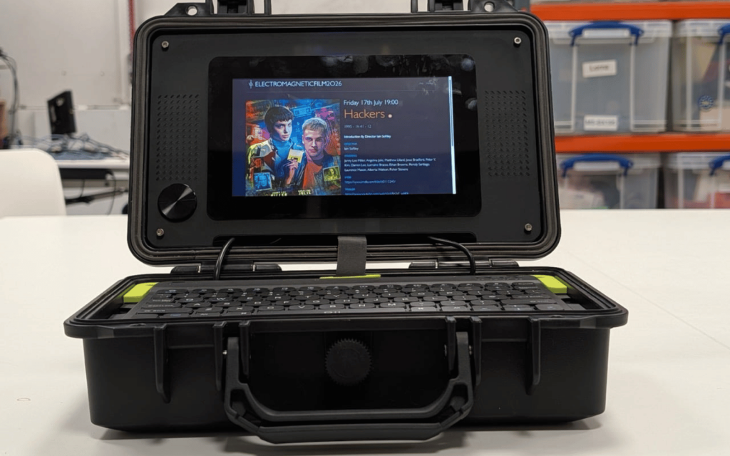 Raspberry Pi cyberdeck