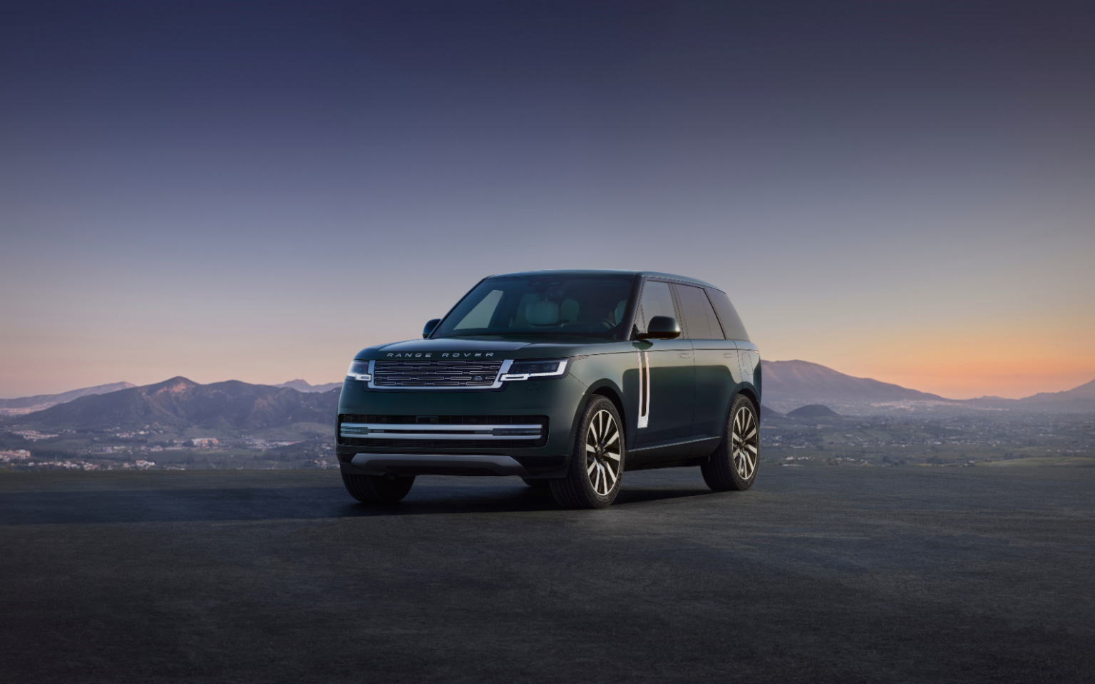 Range Rover Electric header