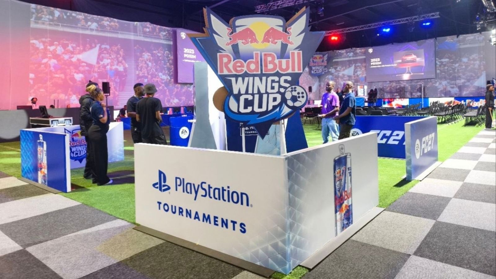 Red Bull Wings Cup Comic Con intext
