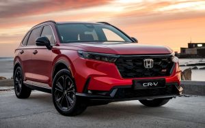 Honda swaps pure petrol power for hybrid tech in new R949,900 CR-V Honda CR-V eHEV header