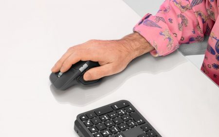 Spring into smarter performance with the Logitech MX Series Logitech MX Master 4
